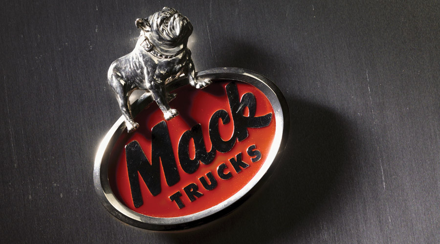 Mack Pin