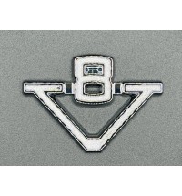 V8 Emblem