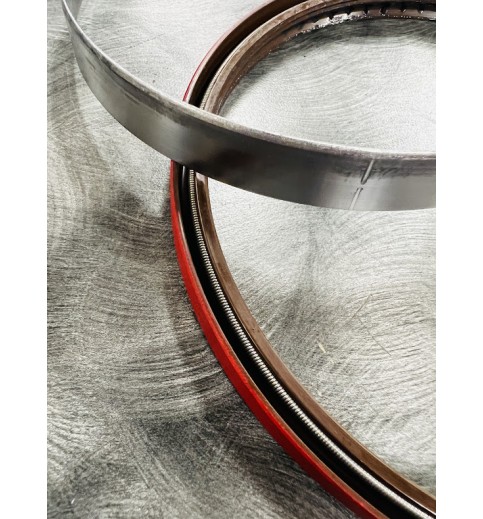 Rear Engine Main Seal Set