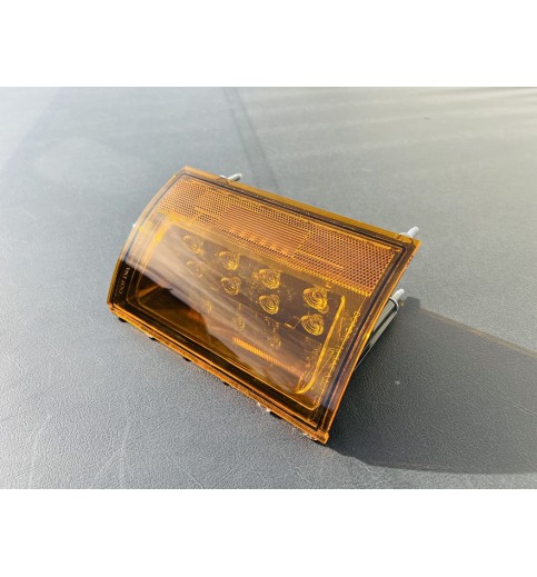 Mack LED Turn Signal for CH, CHU Pinnacle