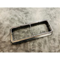 Superliner Dual Square Headlight Bezel