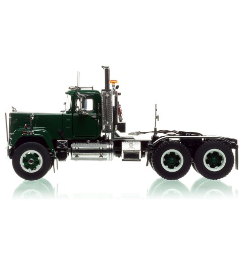 Mack Superliner Diecast Green on Black Mack Superliner Diecast Green on Black