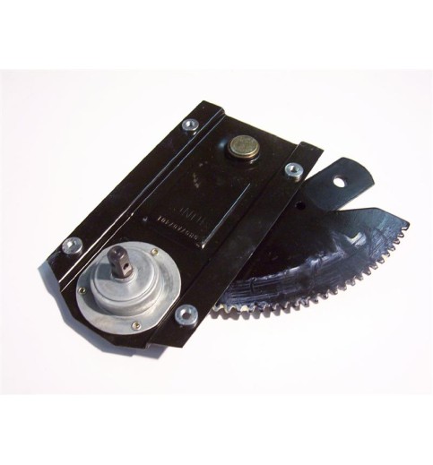 Regulator Gear Plate (Right) Regulator Gear Plate (Right)